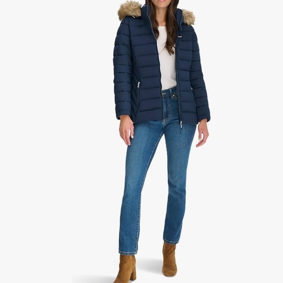 Tommy Hilfiger Down filled puffer blue women’s jacket with hoodie Sz S - Picture 1 of 6